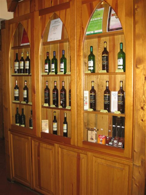 vinot&eacute;ka